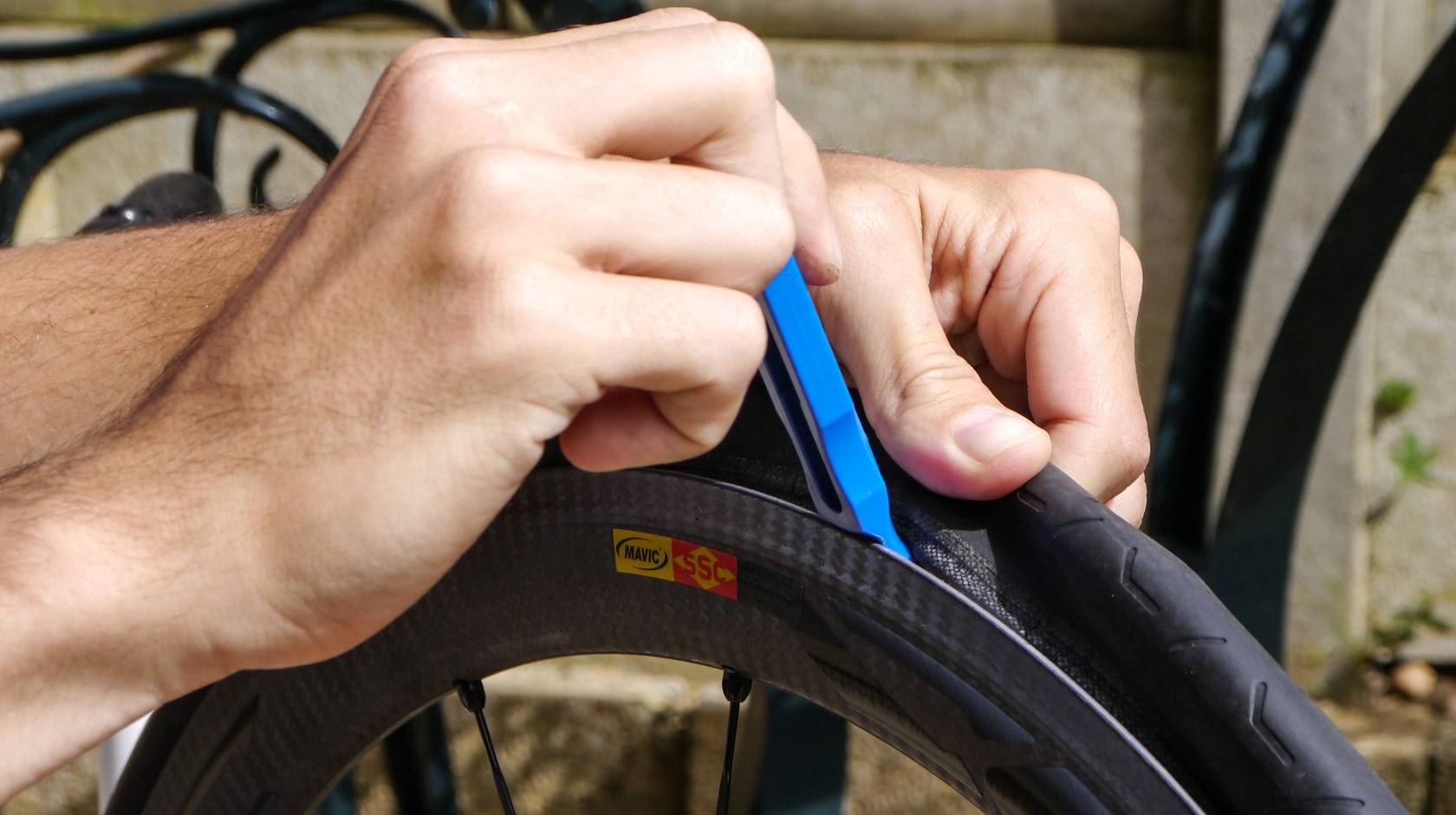 Как поменять покрышку на велосипеде? - всё о велоспорте