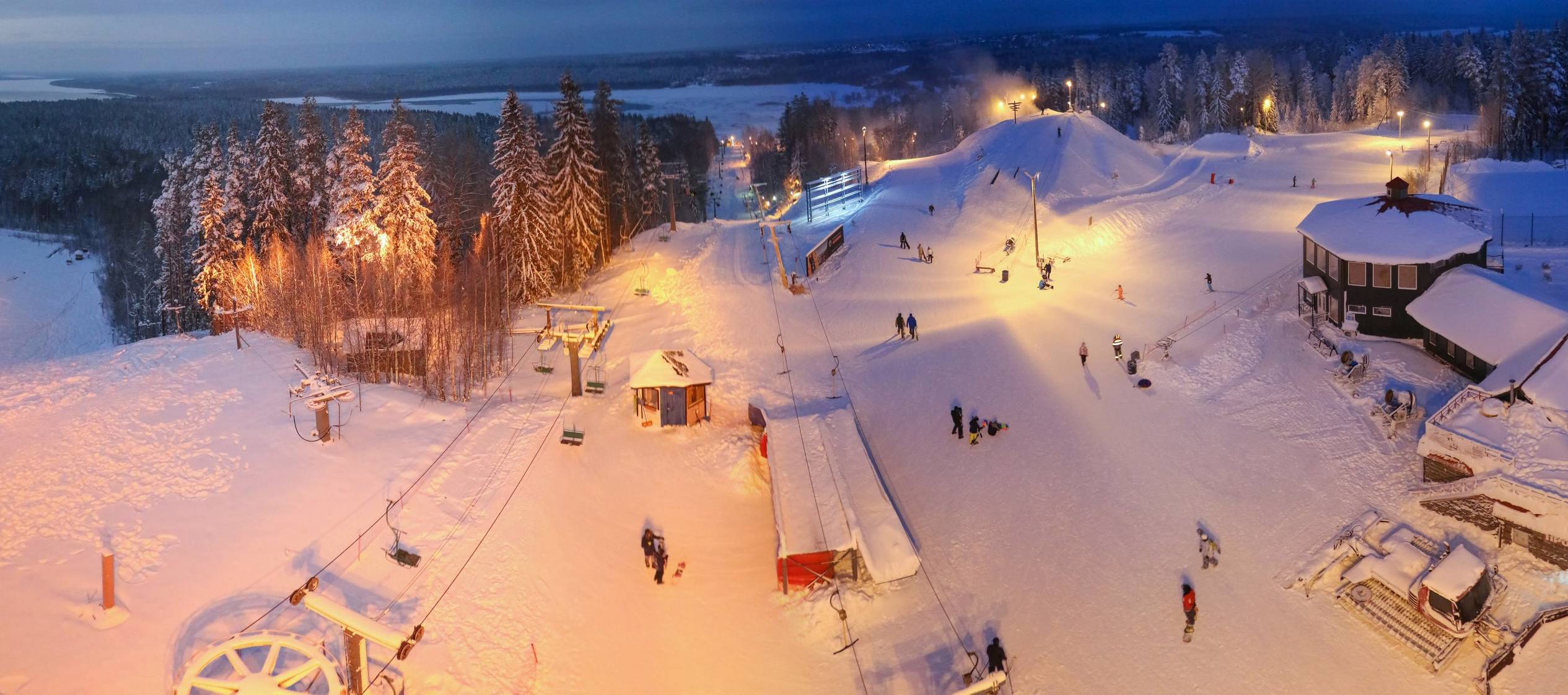 Снежный - горнолыжный курорт в ленинградской области