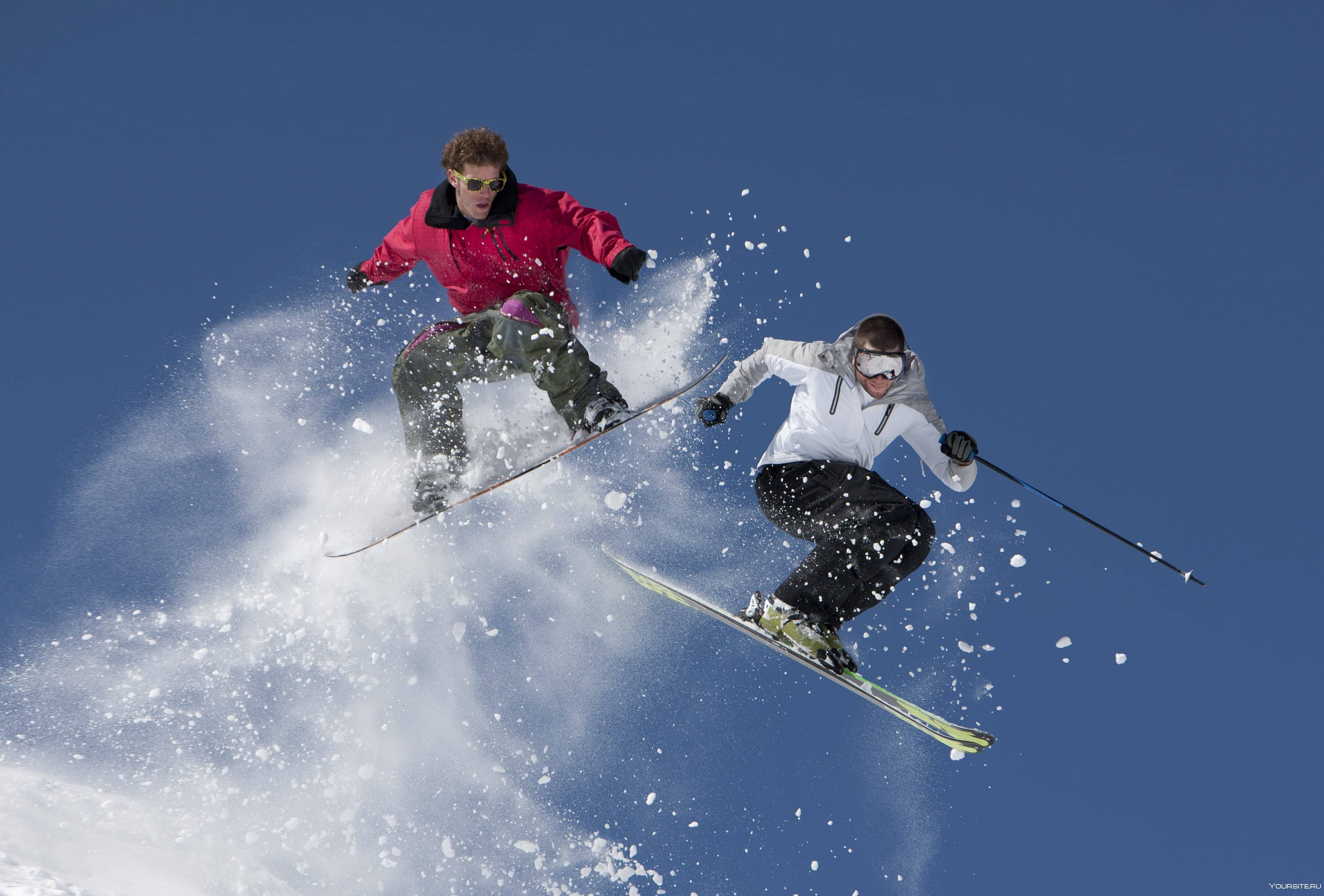 Rock skiing. Горные лыжи и сноуборд. Катание на горных лыжах. Лыжник и сноубордист. Горнолыжники и сноубордисты.