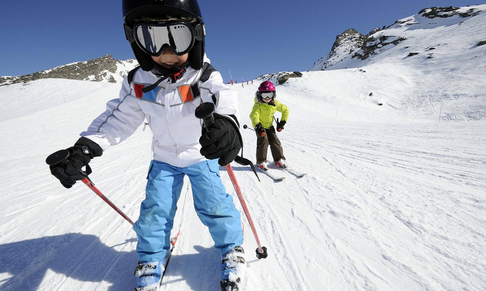 Как выбрать ребёнку горные лыжи - несколько советов