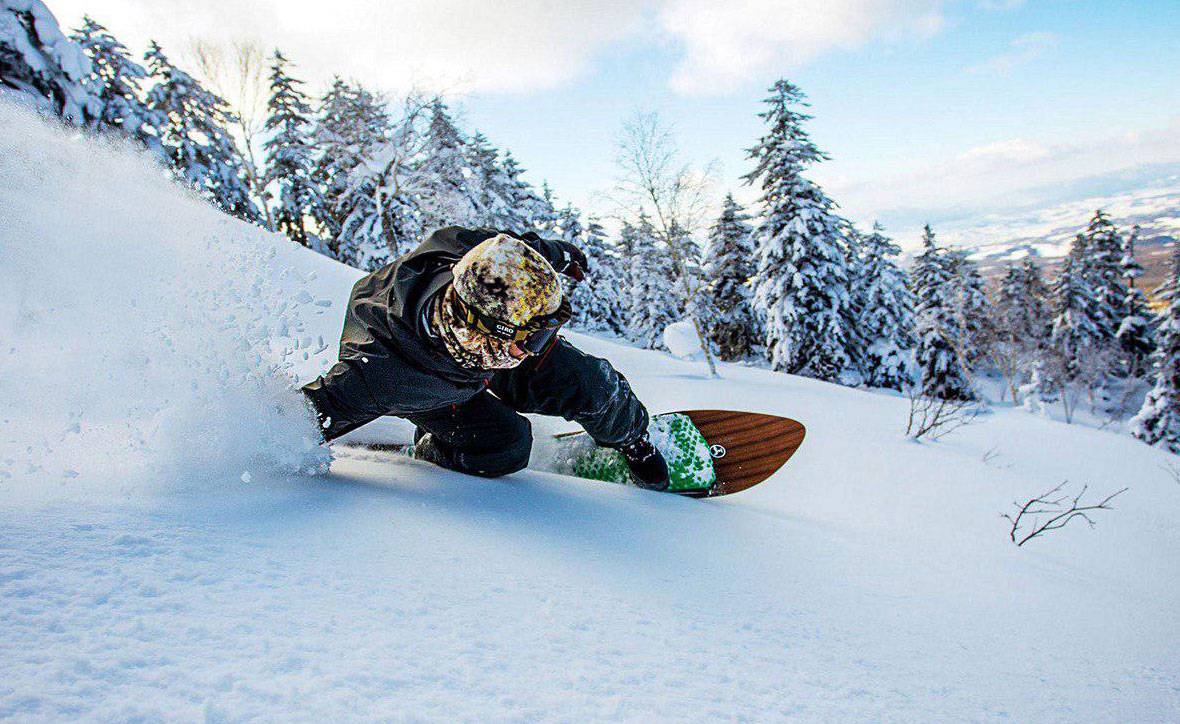 Сноуборд для начинающих и продвинутых: как научиться кататься и выбрать стиль сноубординга