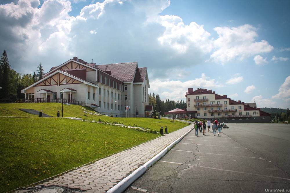 база уралец нижний тагил. гора белая гостиница. санаторий гора белая свердловская область. белая гора екатеринбург гостиница. гостиница на горе белая нижний тагил.
