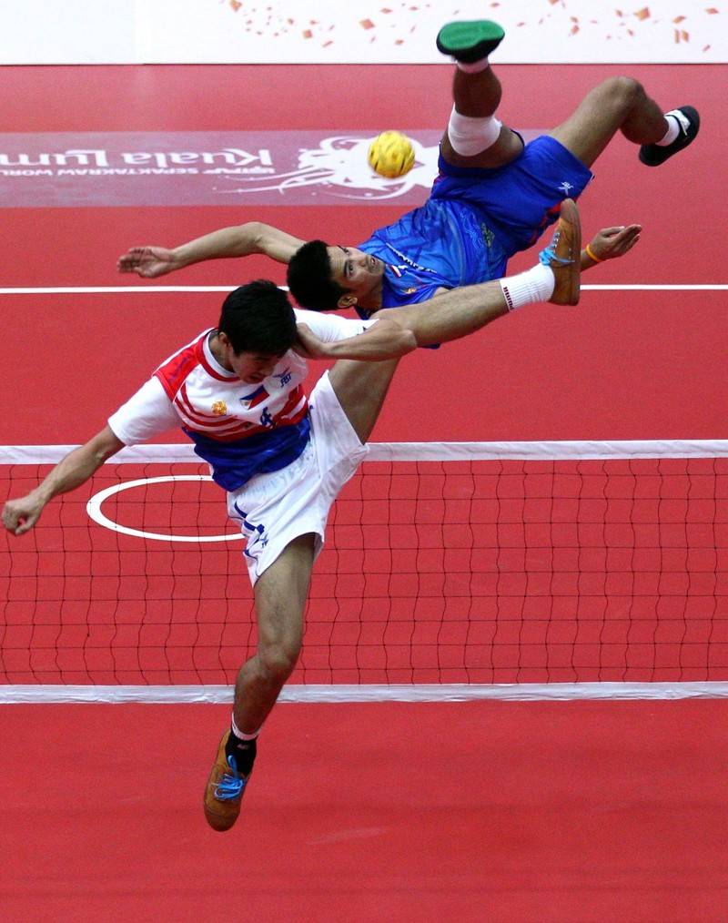Игра в мяч ногами через сетку название. волейбол ногами из таиланда