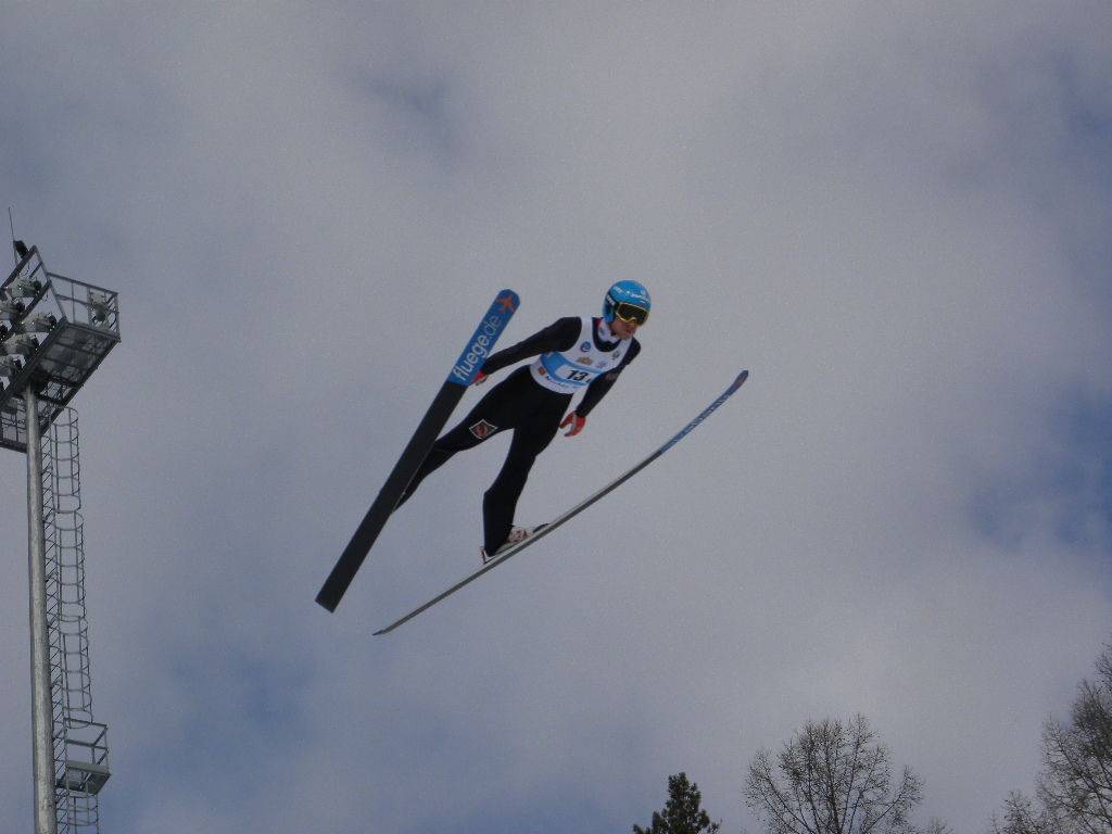 Прыжки на лыжах с трамплина - olymps.ru
