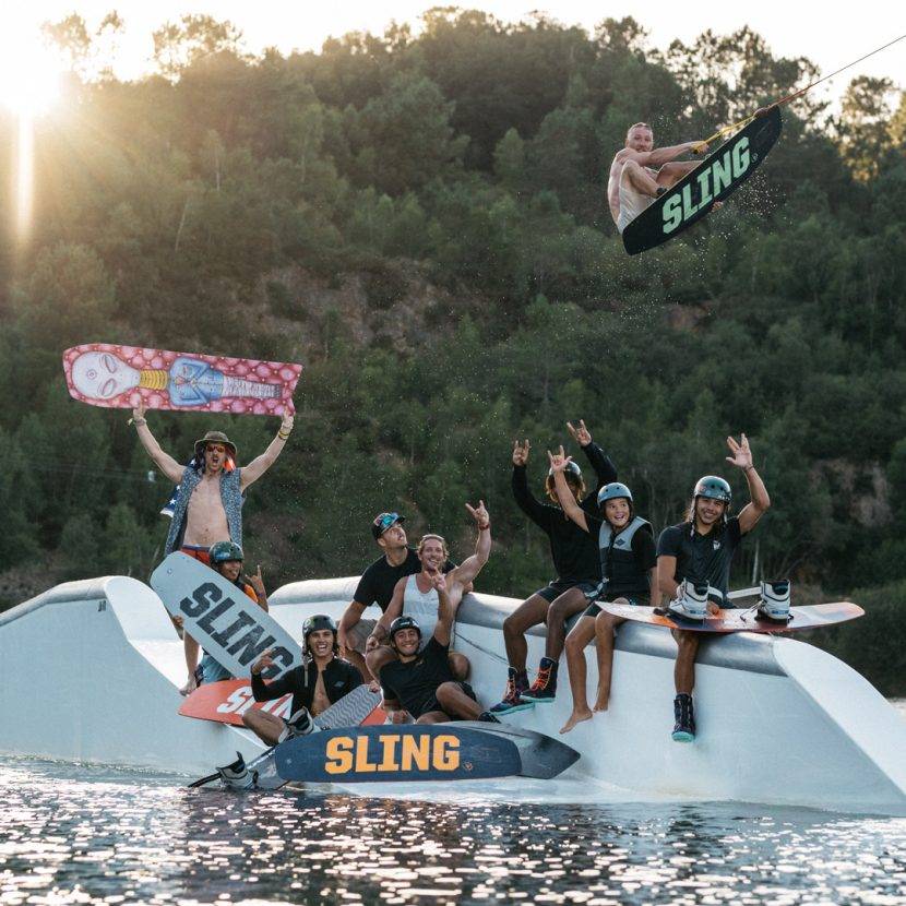 Mako представила скоростной вейкборд Slingshot