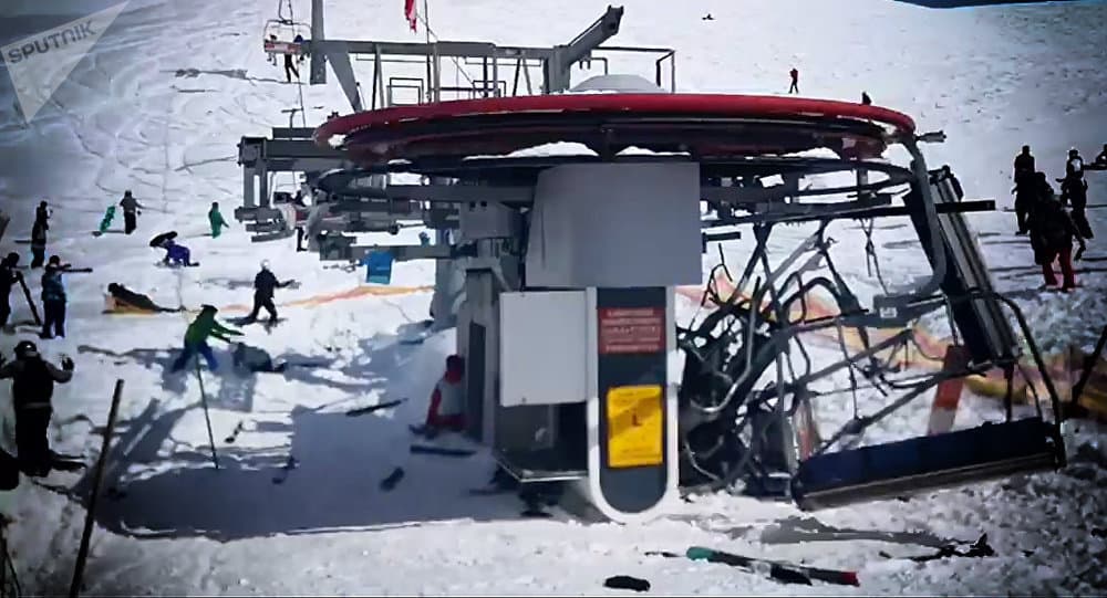На курорте в гудаури подъёмник превратился в опасную ловушку для пассажиров -