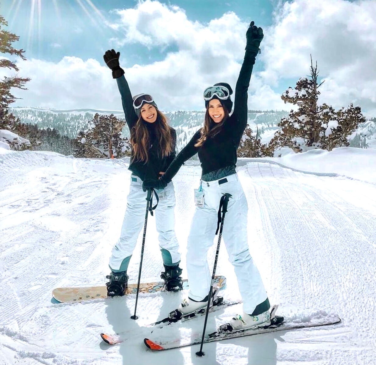 Катание на горнолыжном курорте. Катание на горных лыжах. Девушка на лыжах. Покататься на лыжах. Лыжи зимой.
