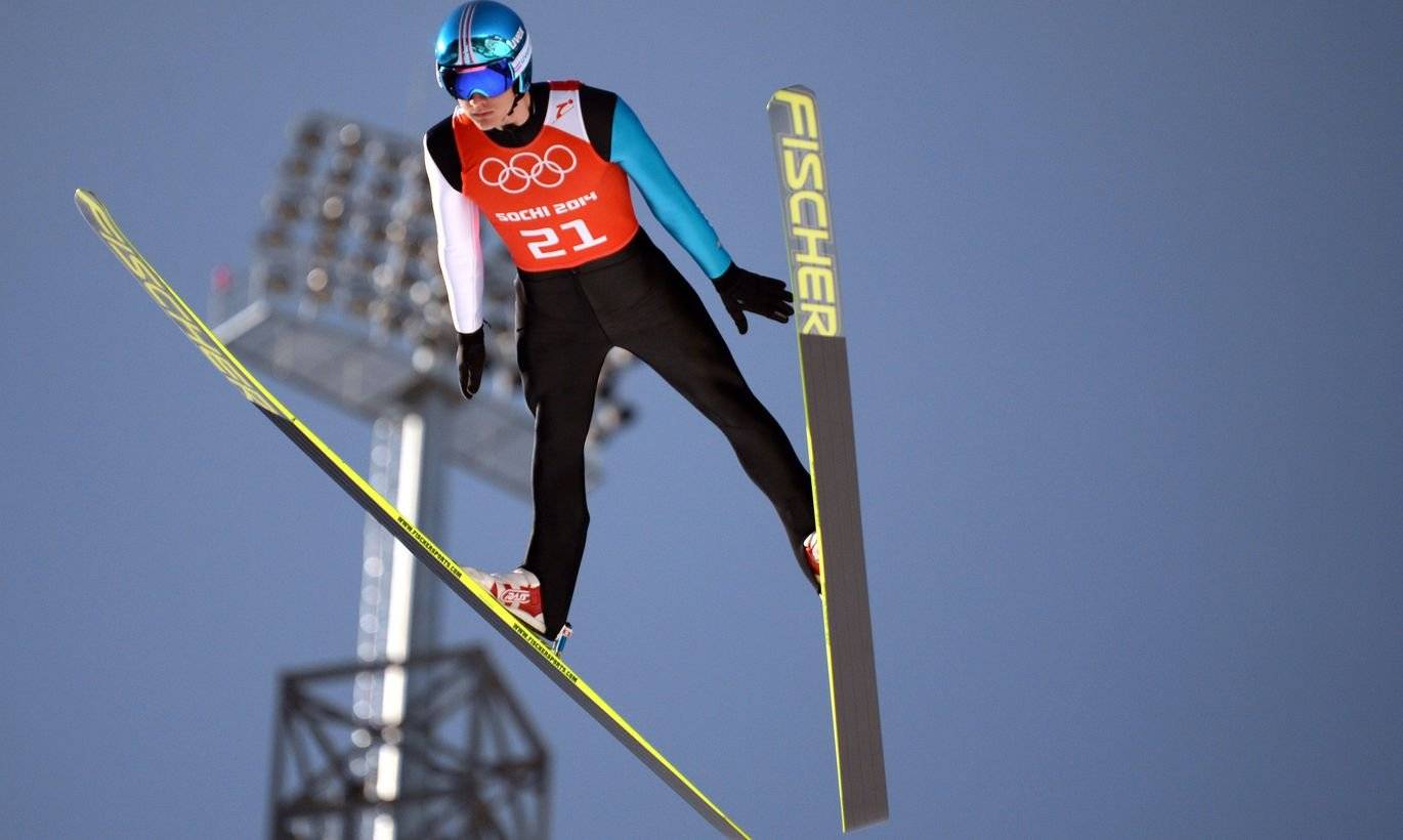 Ski diving. Прыжки с трамплина на лыжах Сочи 2014. Сочи трамплин для прыжков на лыжах.