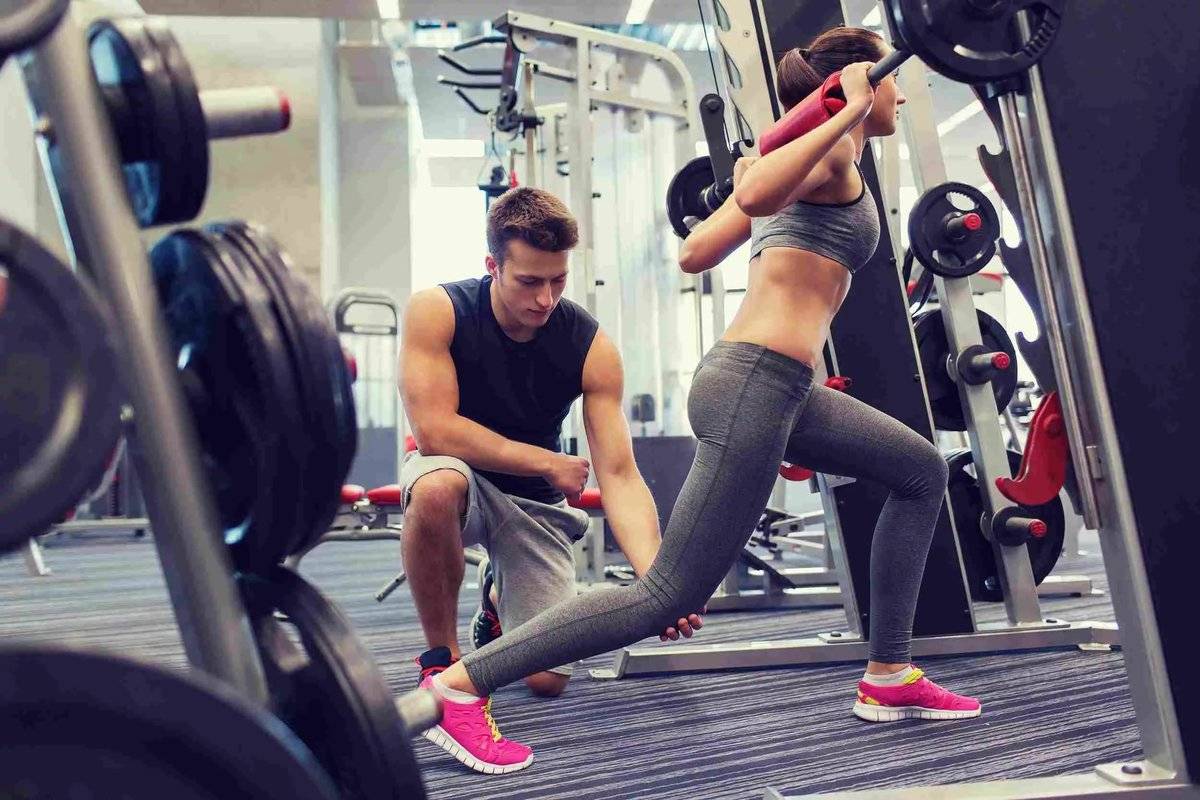 Несколько советов для тех, кто стесняется пойти в фитнес-клуб
как преодолеть стеснение и начать ходить в спортзал