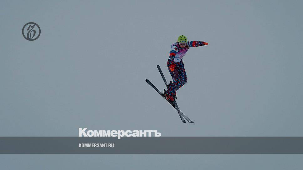 Сборная России по лыжной акробатике вернулась со сборов в Минске