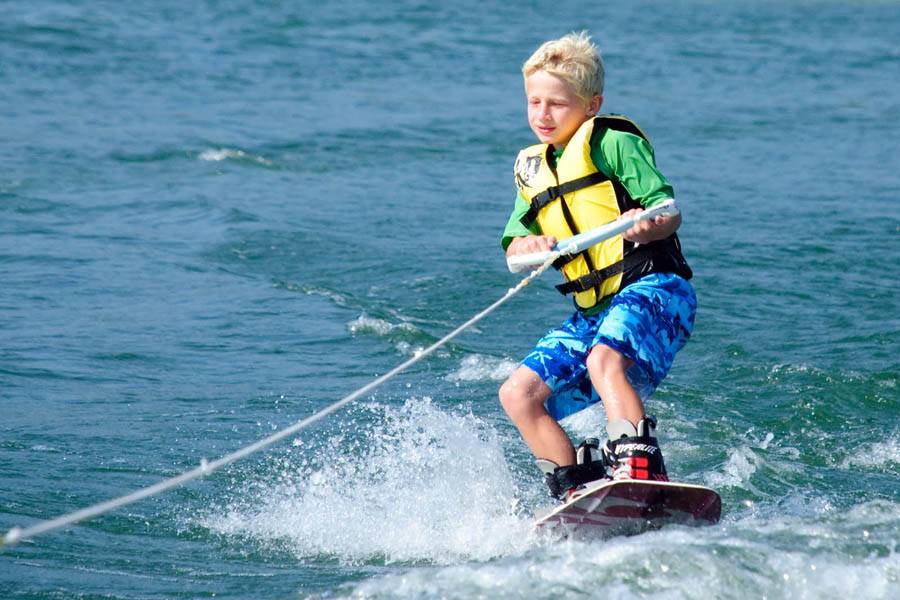 ✅ ребёнок на водных лыжах - garant-motors23.ru