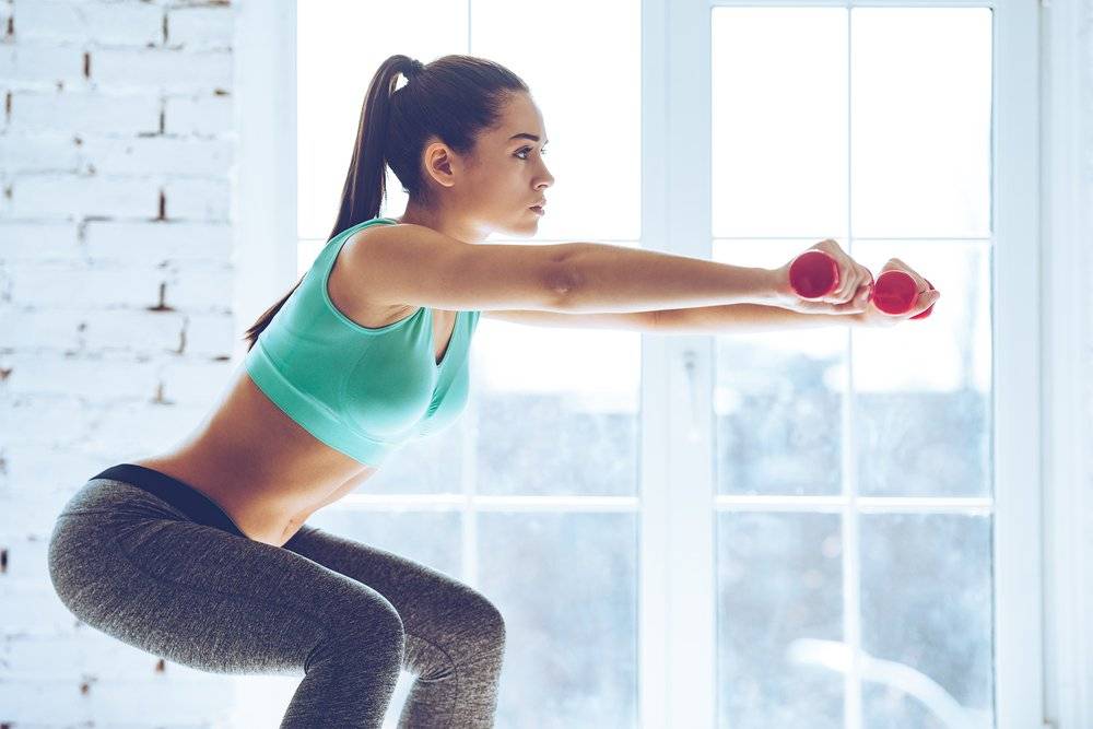 Упражнения с фитнес-резинками для мужчин и женщин