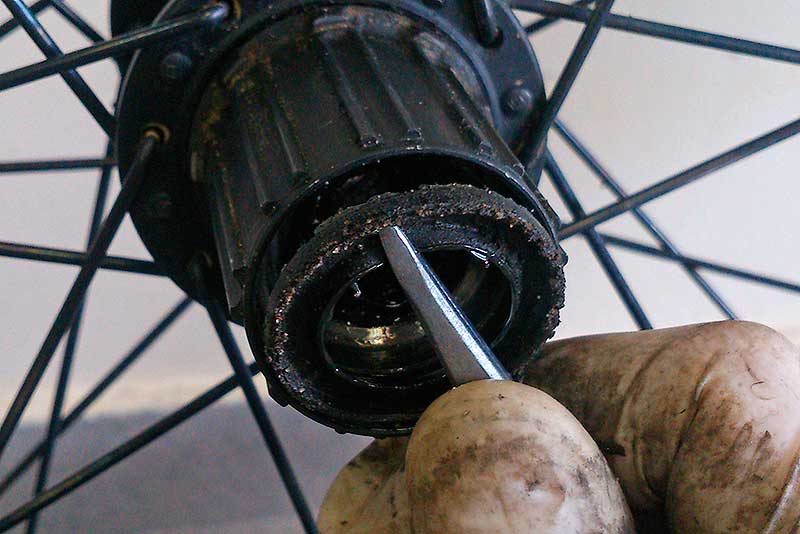 Задняя втулка велосипеда: устройство и ремонт