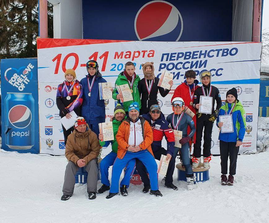 Ливинская и бондарь - чемпионы россии по ски-кроссу -