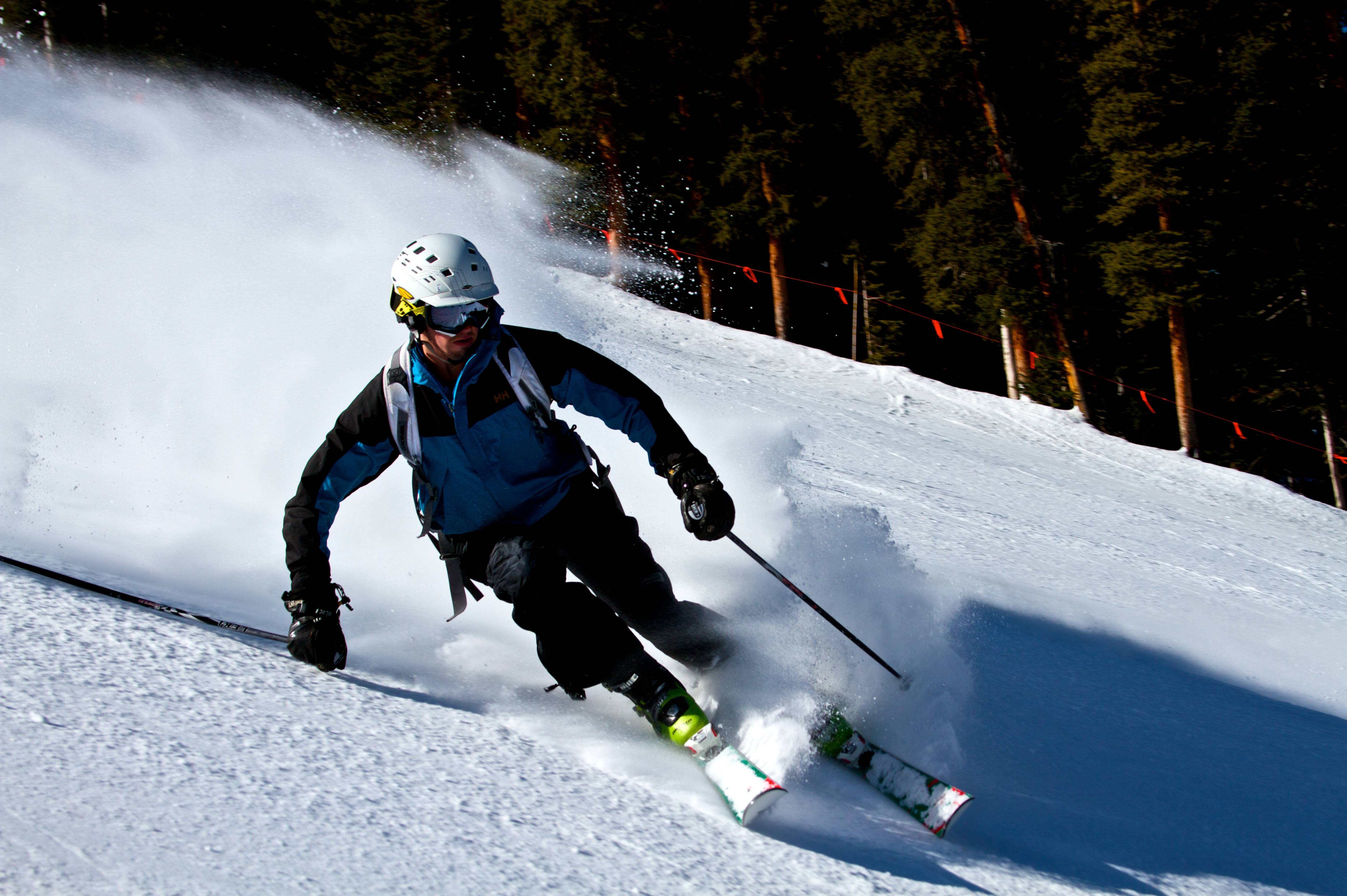 способы спуска с горы на лыжах