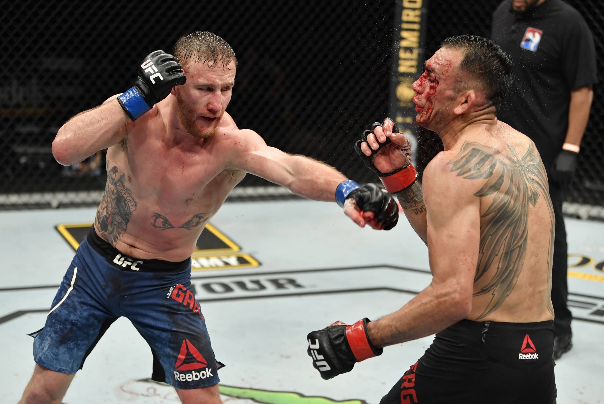 Олег тактаров: жил в джипе, стал первым русским чемпионом ufc, замочил хищника в кино