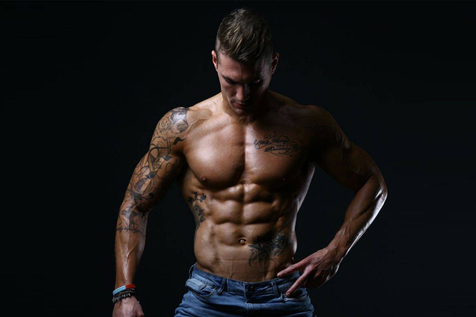 Мускулистое тело – главное оружие современных мужчин