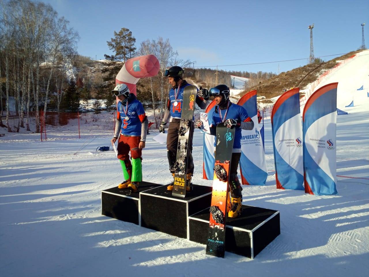 В Абзаково прошёл первый этап Кубка России по сноуборду в дисциплине параллельный слалом-гигант