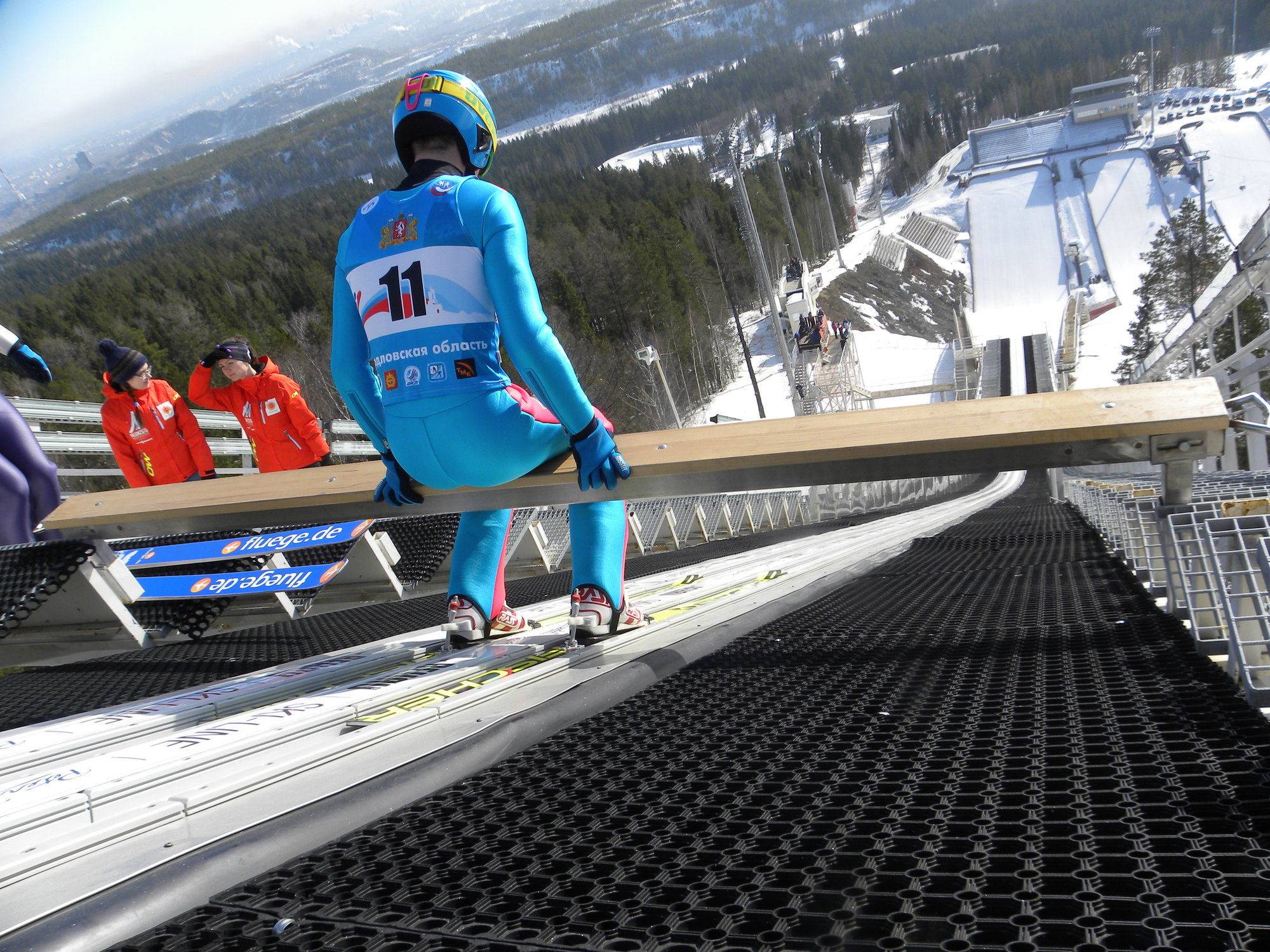 Что такое прыжки на лыжах с трамплина? что за вид спорта?