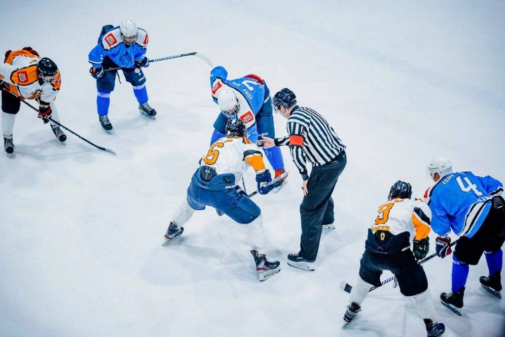 Правила игры в хоккей на льду с шайбой, кратко. хоккей - правила игры, время.
