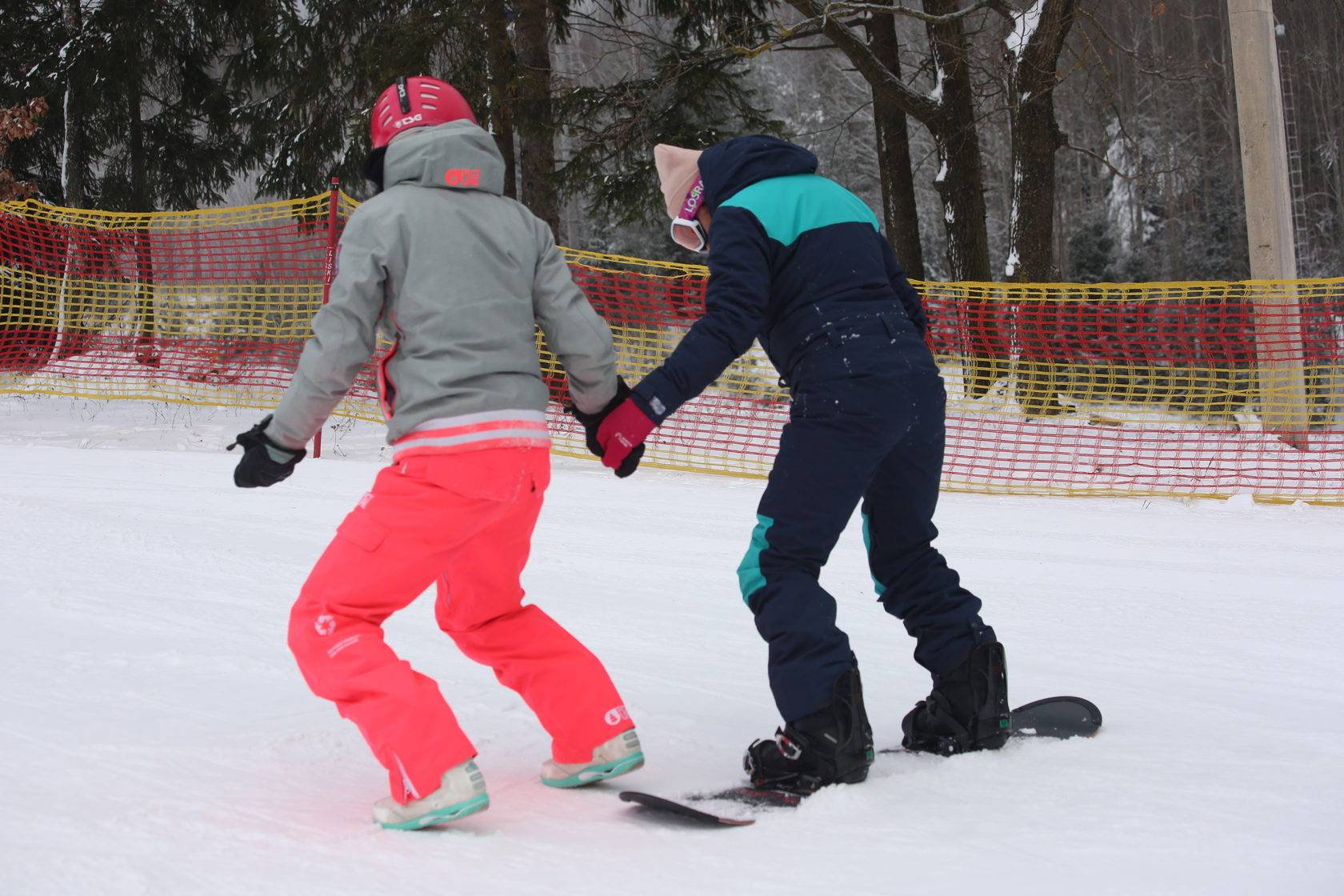 Сноуборд для начинающих и продвинутых: как научиться кататься и выбрать стиль сноубординга