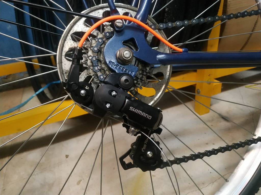 Как установить колесо на скоростной велосипед